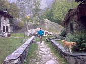 SALITA AL RIFUGIO CURO' E CASTAGNATA ALL'OSSERVATORIO DI MASLANA il 18 ottobre 2009 - FOTOGALLERY